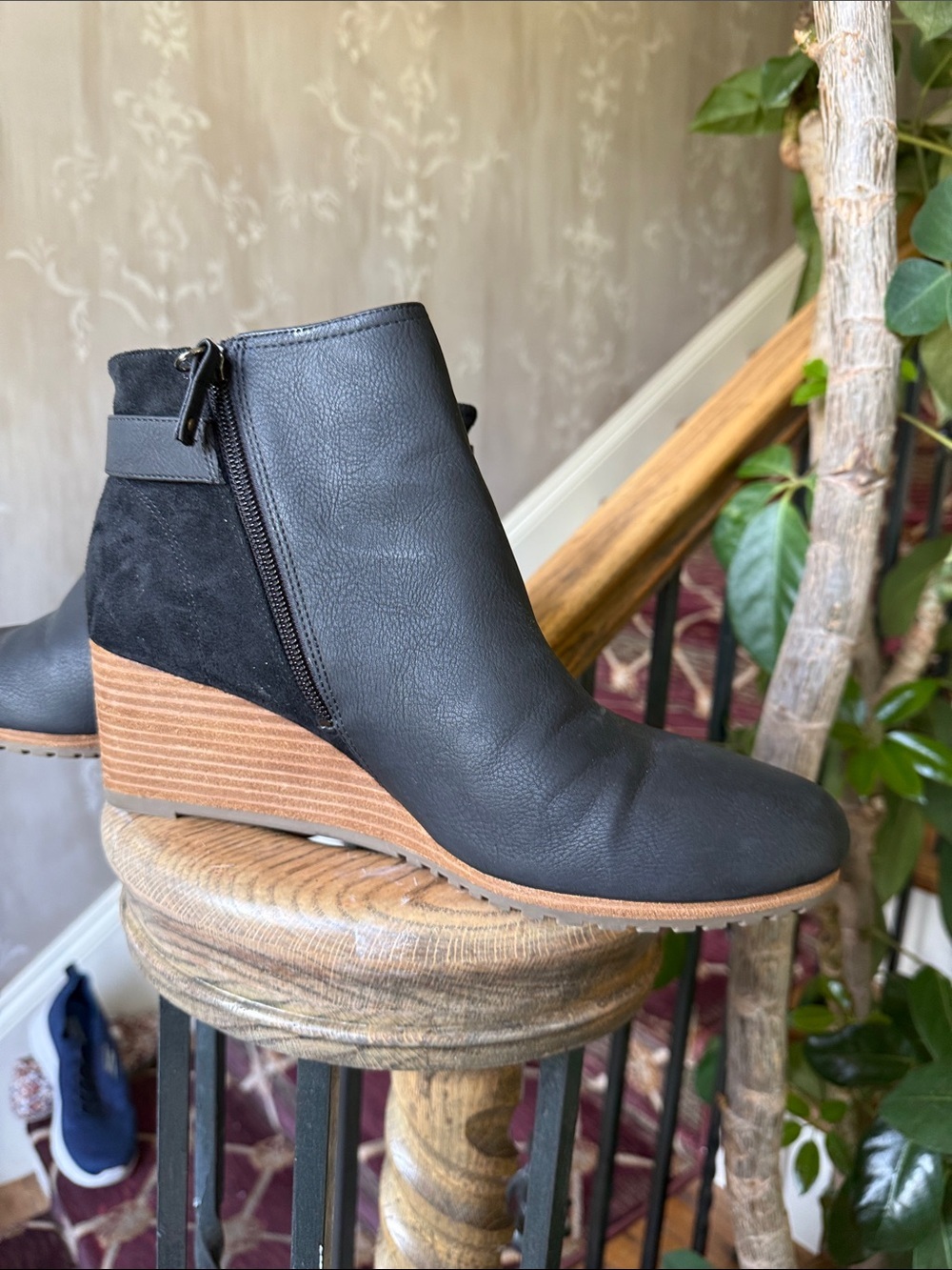 DR. SCHOLLS slip on ankle boot size 11 excellent condition - Picture 7 of 10